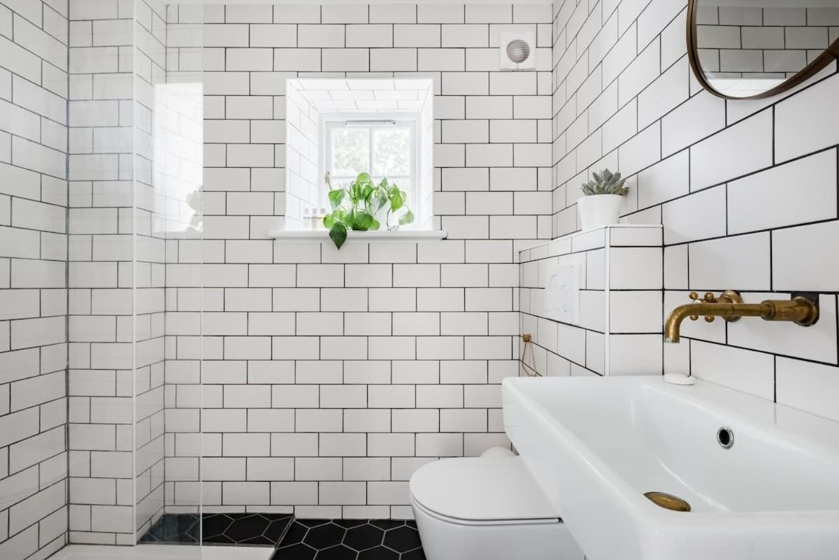 Central Georgian Townhouse With Free Parking Bath Exterior foto